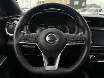 2020 Nissan Kicks - image 17