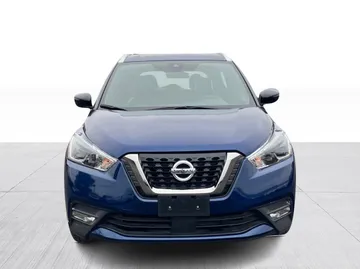 2020 Nissan Kicks - image 8