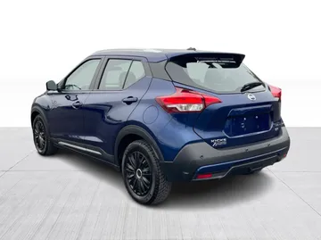 2020 Nissan Kicks - image 11