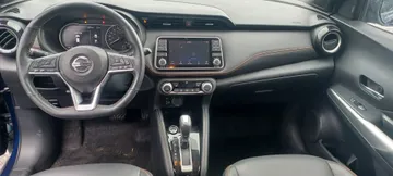 2020 Nissan Kicks - image 9