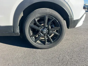 2021 Nissan Kicks - image 8