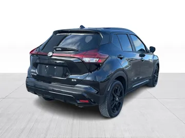 2021 Nissan Kicks - image 14