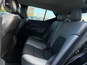 2021 Nissan Kicks - image 15