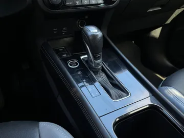 2021 Nissan Kicks - image 23