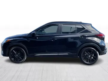 2021 Nissan Kicks - image 10