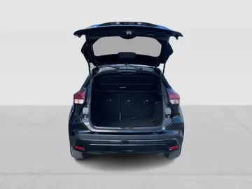 2021 Nissan Kicks - image 13