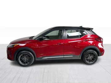 2022 Nissan Kicks - image 9