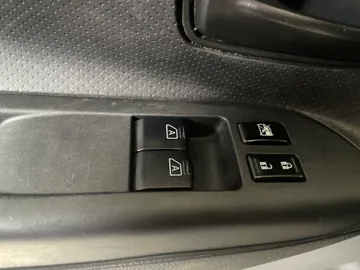 2020 Nissan NV200 Compact Cargo - image 18