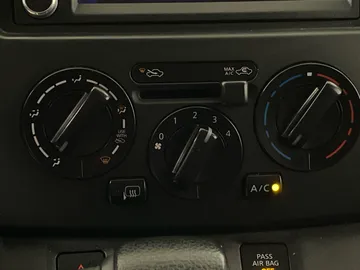 2021 Nissan NV200 Compact Cargo - image 17