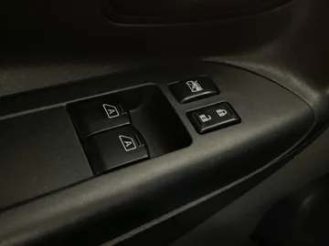 2021 Nissan NV200 Compact Cargo - image 18