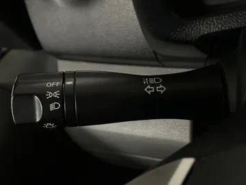 2021 Nissan NV200 Compact Cargo - image 14