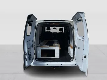 2019 Nissan NV200 Compact Cargo - image 11