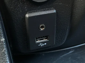 2019 Nissan NV200 Compact Cargo - image 21