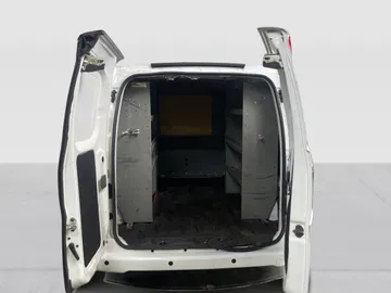 2019 Nissan NV200 Compact Cargo - image 11