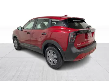 2025 Nissan Kicks - image 11