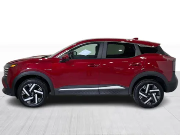 2025 Nissan Kicks - image 10