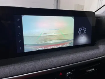 2025 Nissan Kicks - image 19