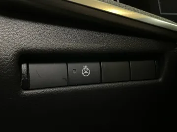 2026 Nissan Kicks - image 20