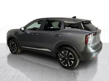 2026 Nissan Kicks - image 11