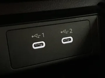 2026 Nissan Kicks - image 25