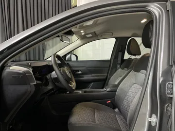 2026 Nissan Kicks - image 3