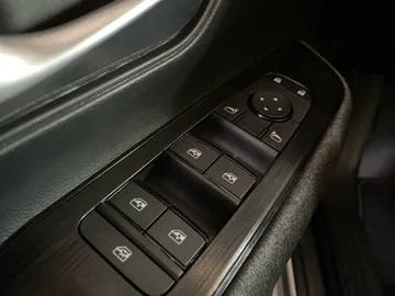 2026 Nissan Kicks - image 19