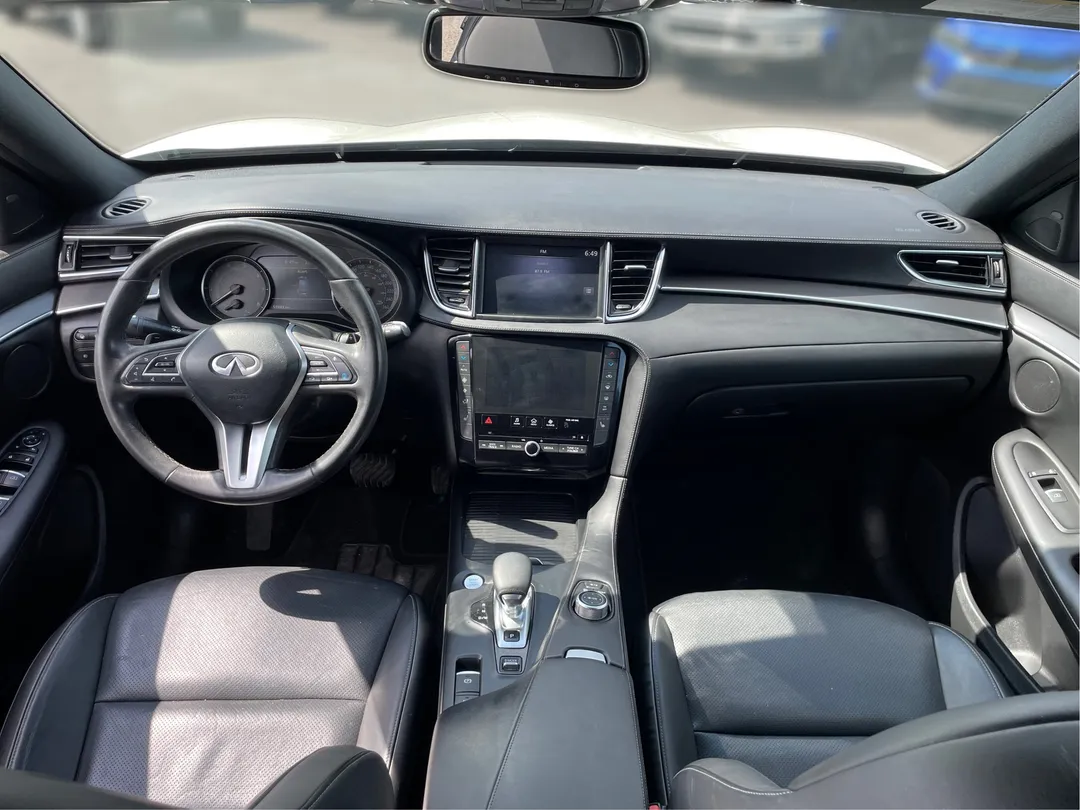 2022 INFINITI QX50 — photo 4