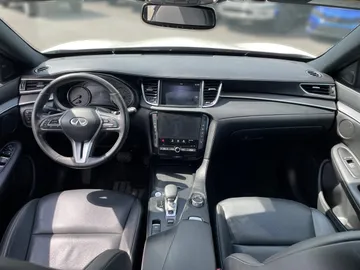 2022 INFINITI QX50 - image 4