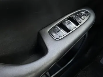 2022 INFINITI QX50 - image 24
