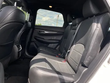 2022 INFINITI QX50 - image 16