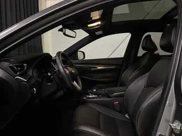 2022 INFINITI QX50 - image 3