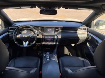 2022 INFINITI QX50 - image 9