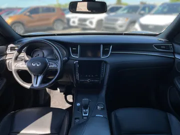 2022 INFINITI QX50 - image 4