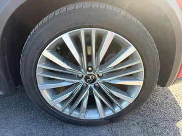 2024 INFINITI QX50 - image 7