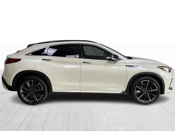 2022 INFINITI QX55 - image 2