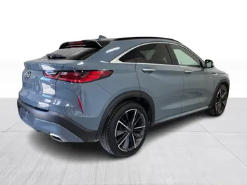 2022 INFINITI QX55 - image 9
