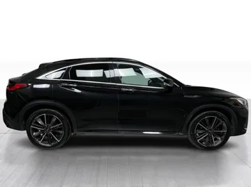 2022 INFINITI QX55 - image 2