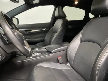 2022 INFINITI QX55 - image 3
