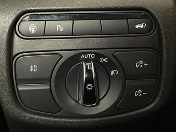 2022 INFINITI QX55 - image 18