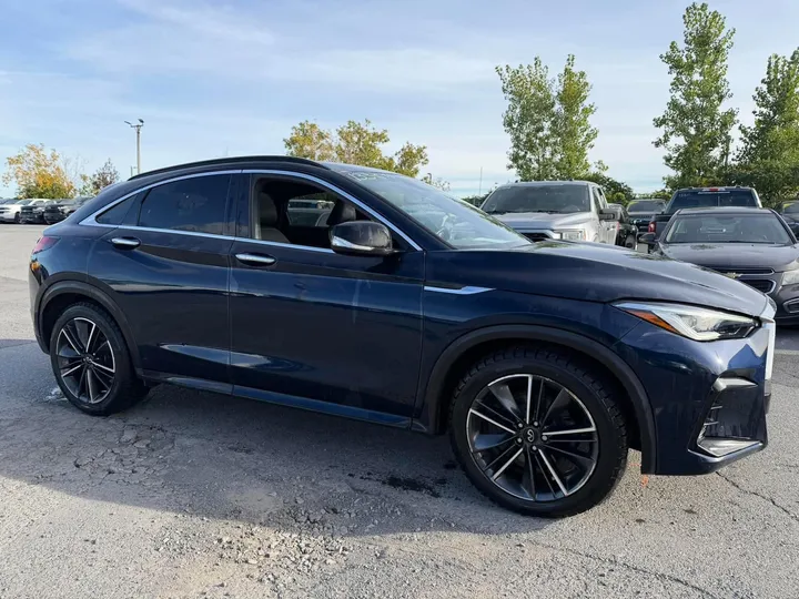 2022 INFINITI QX55 - image principale