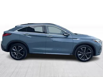 2023 INFINITI QX55 - image 2
