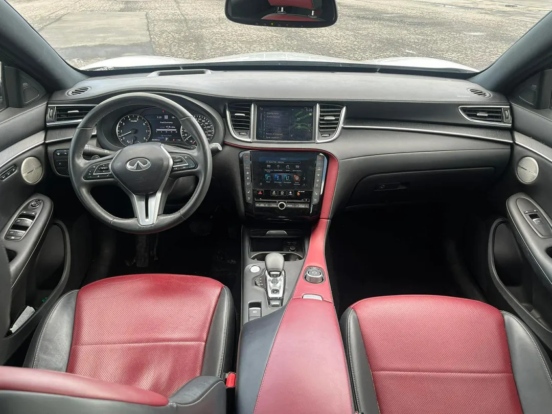2022 INFINITI QX55 — photo 8