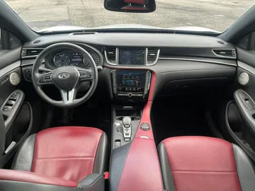 2022 INFINITI QX55 - image 9
