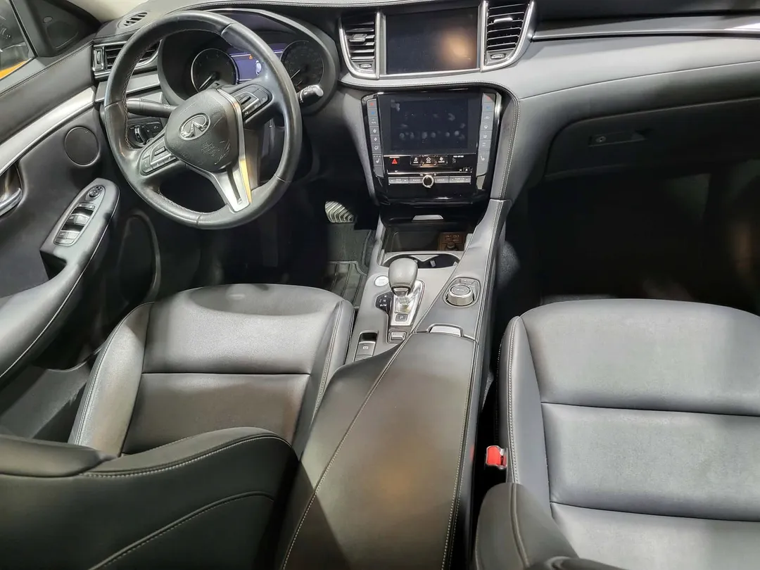 2020 INFINITI QX50 — photo 8
