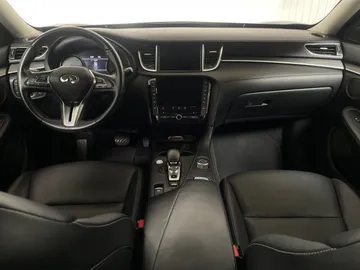 2020 INFINITI QX50 - image 4