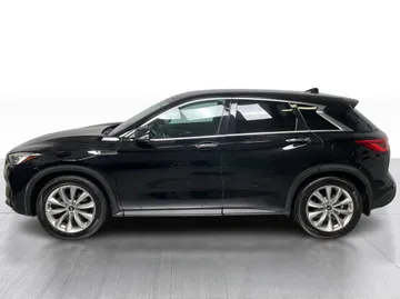 2020 INFINITI QX50 - image 10