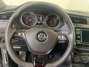2019 Volkswagen Tiguan - image 16
