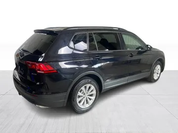 2019 Volkswagen Tiguan - image 13