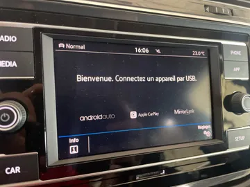 2019 Volkswagen Tiguan - image 21