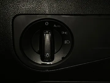 2019 Volkswagen Tiguan - image 18
